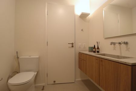 Apartamento para alugar com 122m², 3 quartos e 1 vagaBanheiro da Suíte