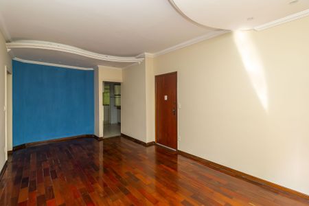Apartamento para alugar com 120m², 3 quartos e 1 vagaSala