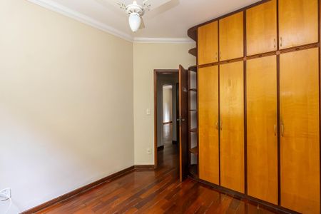 Apartamento para alugar com 120m², 3 quartos e 1 vagaQuarto 2