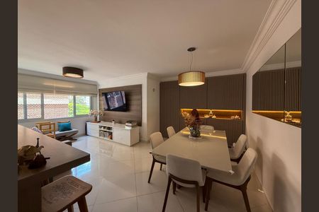 Sala de apartamento à venda com 2 quartos, 109m² em Moema, São Paulo