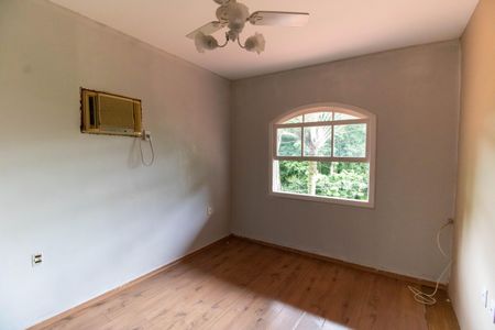 Casa de condomínio para alugar com 200m², 5 quartos e 4 vagas Casa de condomínio para alugar com 200m², 5 quartos e 4 vagasQuarto 3