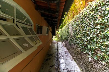 Casa de condomínio para alugar com 200m², 5 quartos e 4 vagas Casa de condomínio para alugar com 200m², 5 quartos e 4 vagasÁrea externa