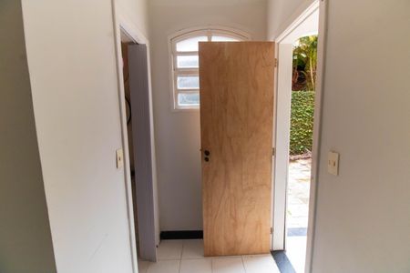 Casa de condomínio para alugar com 200m², 5 quartos e 4 vagas Casa de condomínio para alugar com 200m², 5 quartos e 4 vagasQuarto de Serviço