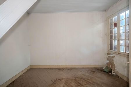 Casa para alugar com 100m², 2 quartos e 1 vagaQuarto