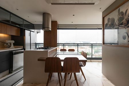 Apartamento à venda com 90m², 3 quartos e 2 vagasCozinha