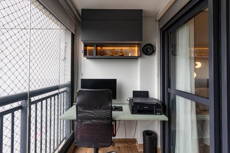 Apartamento à venda com 90m², 3 quartos e 2 vagasSuíte