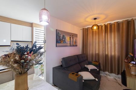 Sala e Cozinha de apartamento à venda com 2 quartos, 37m² em Vila Ré, São Paulo