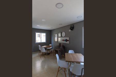 Apartamento à venda com 37m², 2 quartos e sem vagaÁrea Comum - Salão de Festas