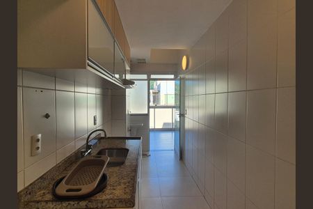 Apartamento à venda com 139m², 3 quartos e 2 vagas Apartamento à venda com 139m², 3 quartos e 2 vagasCozinha