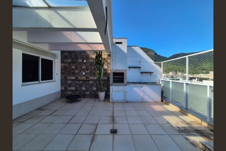 Apartamento à venda com 139m², 3 quartos e 2 vagas Apartamento à venda com 139m², 3 quartos e 2 vagasÁrea comum