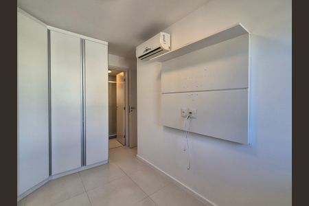 Apartamento à venda com 139m², 3 quartos e 2 vagas Apartamento à venda com 139m², 3 quartos e 2 vagasSuíte