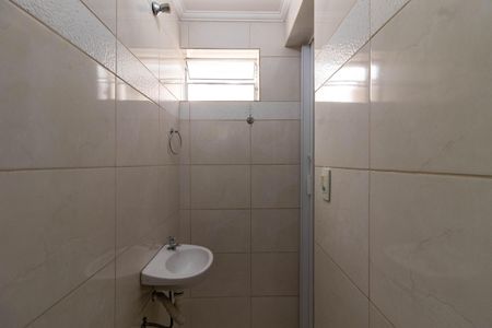 Casa à venda com 69m², 4 quartos e sem vagaBanheiro 2