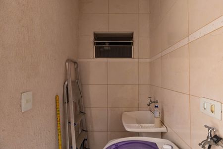 Casa à venda com 69m², 4 quartos e sem vagaÁrea de Serviço