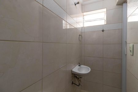 Casa à venda com 69m², 4 quartos e sem vagaBanheiro 2