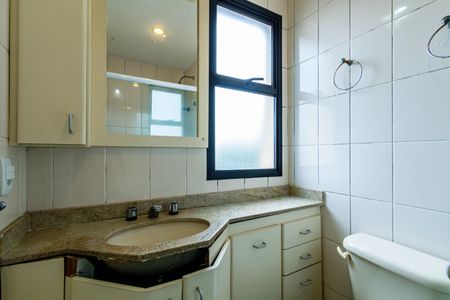 Apartamento à venda com 43m², 2 quartos e 1 vaga Apartamento à venda com 43m², 2 quartos e 1 vagaSuite - Banheiro