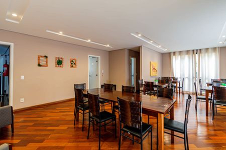 Apartamento à venda com 43m², 2 quartos e 1 vaga Apartamento à venda com 43m², 2 quartos e 1 vagaÁrea comum - Salão de festas