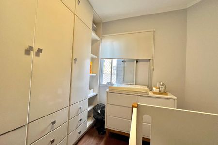 Apartamento à venda com 76m², 2 quartos e 2 vagasQuarto 2