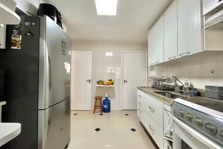 Apartamento à venda com 76m², 2 quartos e 2 vagasCozinha