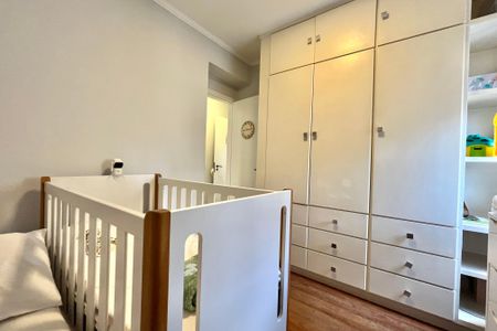 Apartamento à venda com 76m², 2 quartos e 2 vagasQuarto 2