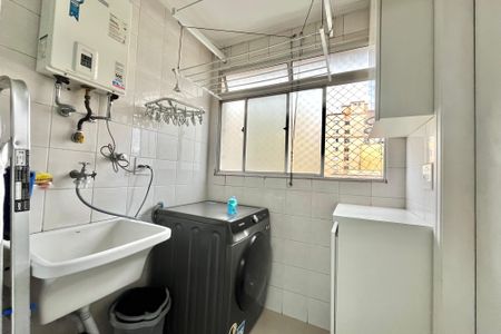 Apartamento à venda com 76m², 2 quartos e 2 vagasÁrea de Serviço