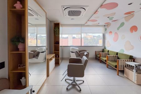 Apartamento para alugar com 38m², 1 quarto e sem vaga Apartamento para alugar com 38m², 1 quarto e sem vagaSalão de Beleza