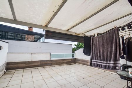Apartamento à venda com 120m², 2 quartos e 1 vagaCobertura