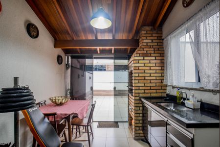 Apartamento à venda com 120m², 2 quartos e 1 vagaÁrea gourmet
