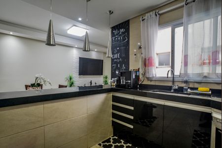 Apartamento à venda com 120m², 2 quartos e 1 vagaCozinha