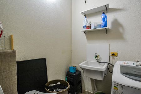 Apartamento à venda com 120m², 2 quartos e 1 vagaÁrea de Serviço