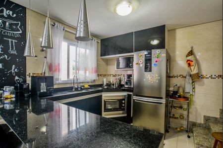 Apartamento à venda com 120m², 2 quartos e 1 vagaCozinha