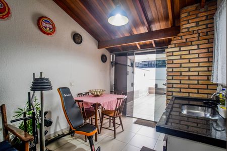 Apartamento à venda com 120m², 2 quartos e 1 vaga Apartamento à venda com 120m², 2 quartos e 1 vagaÁrea gourmet