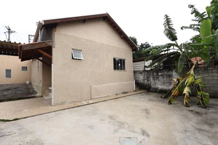 Casa para alugar com 160m², 3 quartos e 2 vagasQuintal