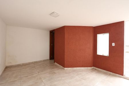 Casa para alugar com 160m², 3 quartos e 2 vagasSuíte / Edicula