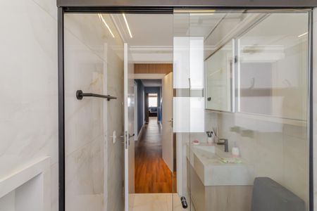 Apartamento à venda com 352m², 3 quartos e 3 vagasBanheiro da Suíte 2