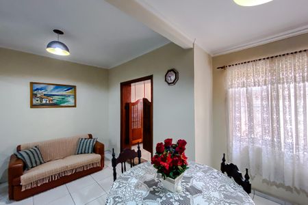 Casa à venda com 180m², 2 quartos e 2 vagasSala de Jantar