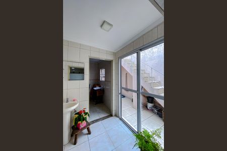 Casa à venda com 180m², 2 quartos e 2 vagasÁrea de Serviço