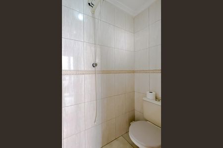 Casa à venda com 180m², 2 quartos e 2 vagasBanheiro de serviço