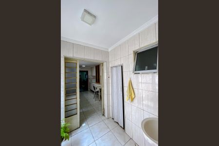 Casa à venda com 180m², 2 quartos e 2 vagasÁrea de Serviço