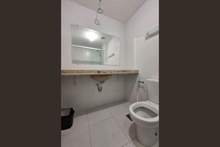 Apartamento à venda com 73m², 2 quartos e 1 vaga Apartamento à venda com 73m², 2 quartos e 1 vagaBanheiro da Suíte 1