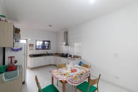 Casa à venda com 350m², 3 quartos e 2 vagas Casa à venda com 350m², 3 quartos e 2 vagasCozinha