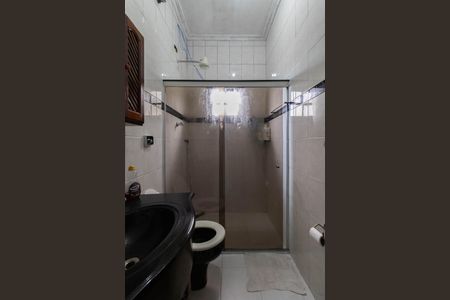 Casa à venda com 350m², 3 quartos e 2 vagas Casa à venda com 350m², 3 quartos e 2 vagasBanheiro