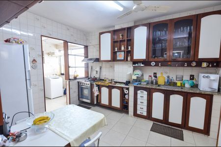 Apartamento à venda com 90m², 2 quartos e 1 vagaCozinha