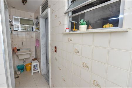 Apartamento à venda com 90m², 2 quartos e 1 vagaÁrea de Serviço