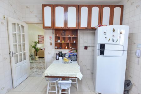Apartamento à venda com 90m², 2 quartos e 1 vagaCozinha