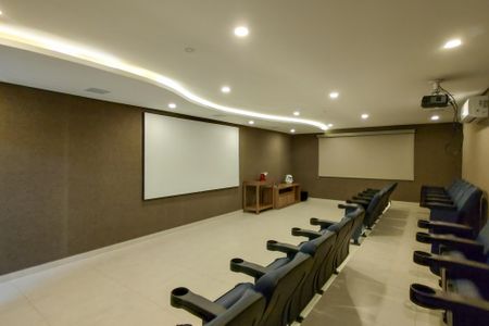 Apartamento para alugar com 90m², 2 quartos e 2 vagasCinema