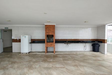 Apartamento para alugar com 90m², 2 quartos e 2 vagasÁrea comum - Churrasqueira