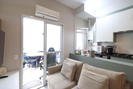 Apartamento à venda com 70m², 2 quartos e 1 vaga Apartamento à venda com 70m², 2 quartos e 1 vagaSala