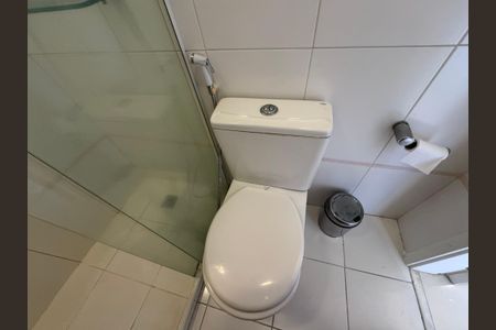 Apartamento à venda com 141m², 3 quartos e 2 vagas Apartamento à venda com 141m², 3 quartos e 2 vagasBanheiro Social