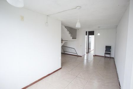 Apartamento para alugar com 65m², 2 quartos e 1 vagaSala