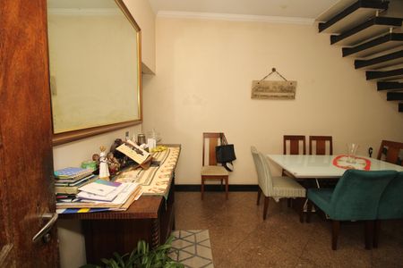 Casa1 - sala de casa à venda com 4 quartos, 174m² em Vila Dom Pedro I, São Paulo